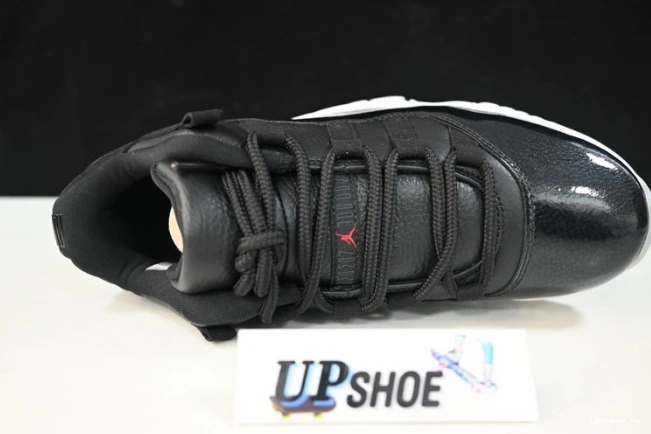 AIR 001 BLACK-WHITE AV2187 RETRO LOW 11 JORDAN 0329